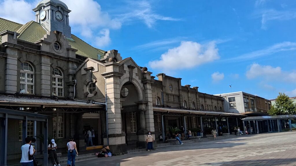 Taiwan TaoYuan-Hsinchu Highway bus - Hsinchu station