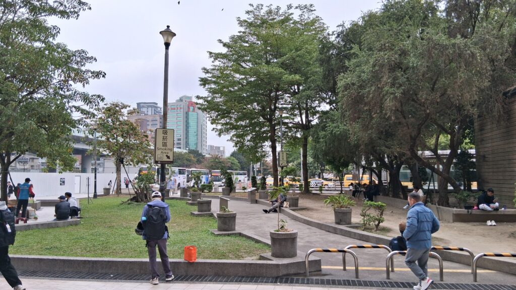 Taipei Station East1 exit smoking area